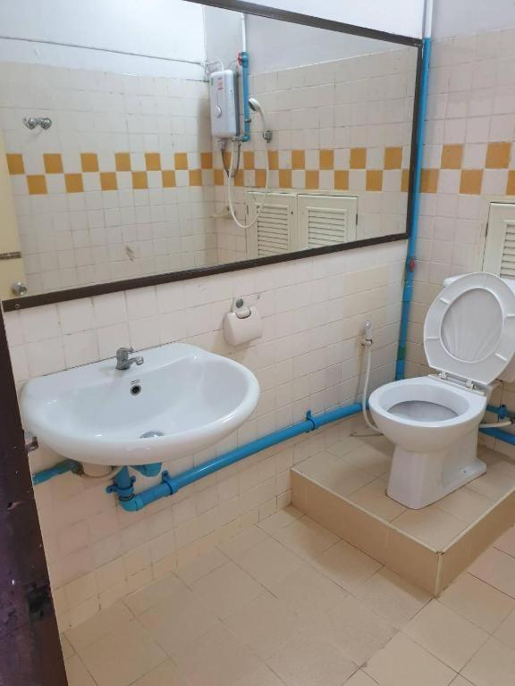Sa Hotel Trat Kültér fotó