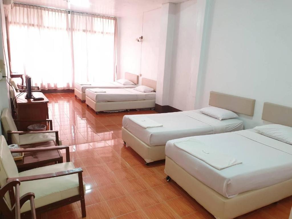 Sa Hotel Trat Kültér fotó
